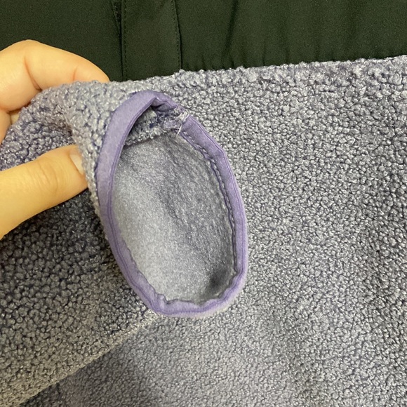 NWT Under Armour pullover - Picture 6 of 8